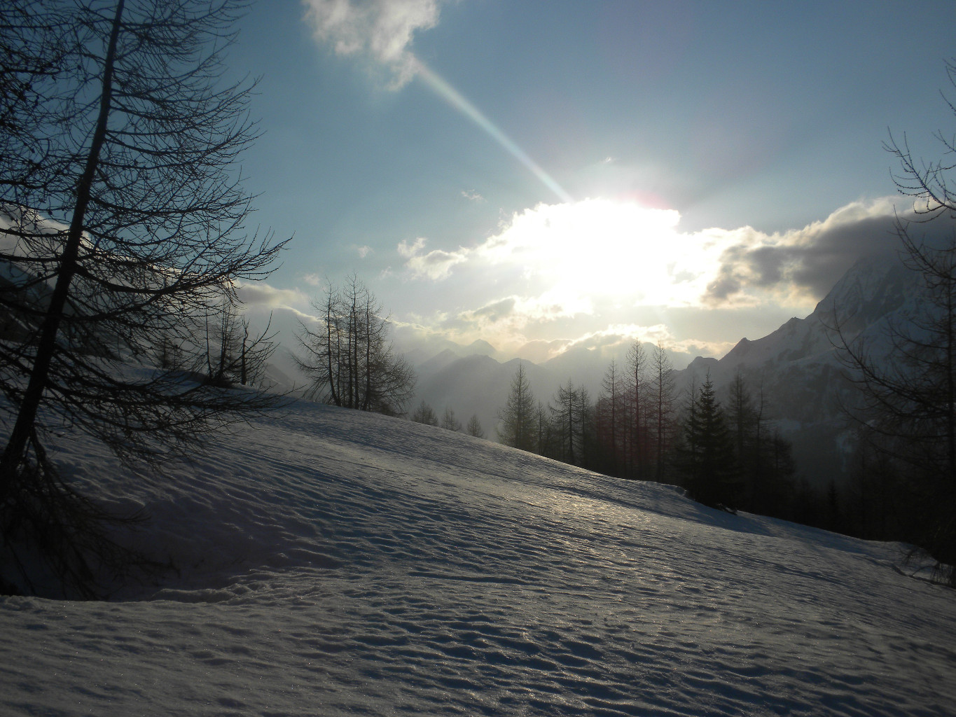 Levé de soleil sur les Alpes tessinoises