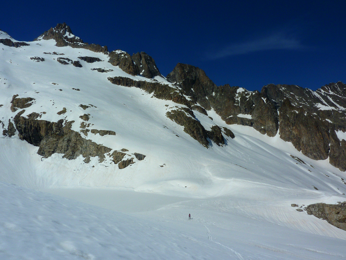 Lac de la Mariande dominé par la Cime du Montagnon