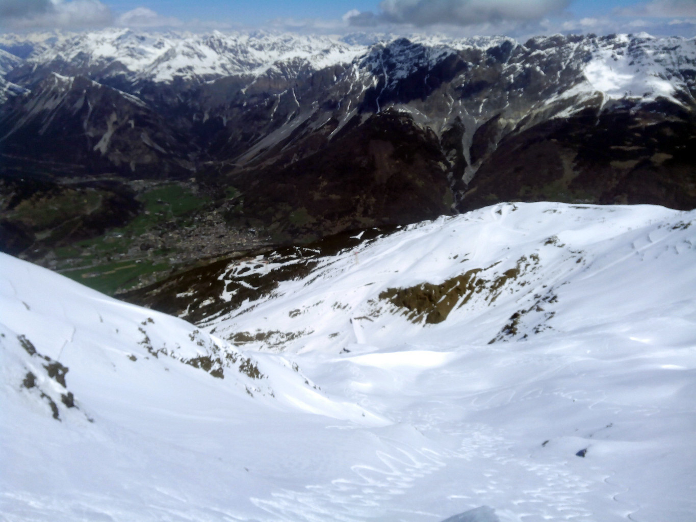 Il vallone N di Bormio 3000 che scende dall'anticima del Monte Vallecetta 3148m