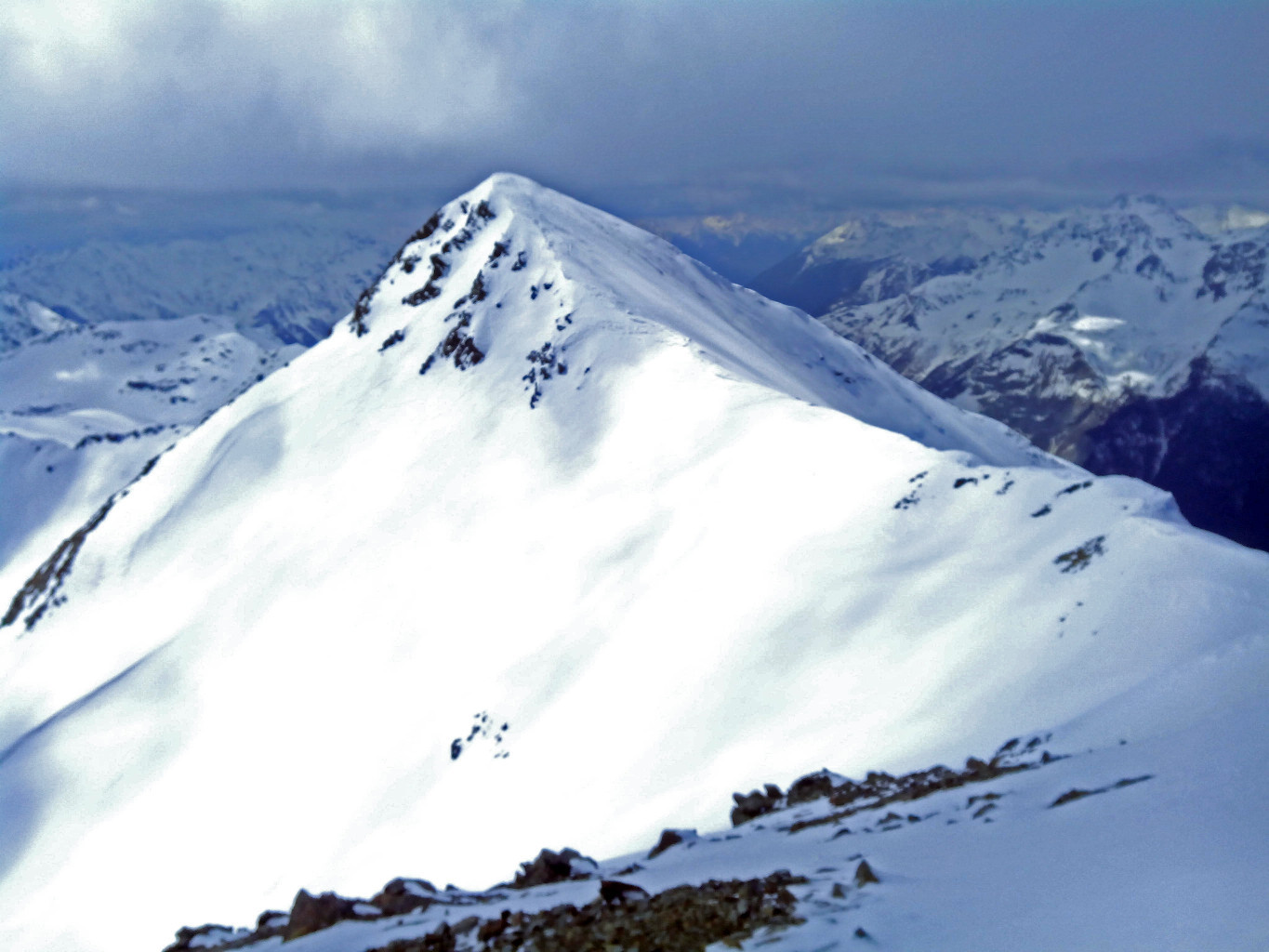 Il Monte Vallecetta 3156m dall'anticima 3148m