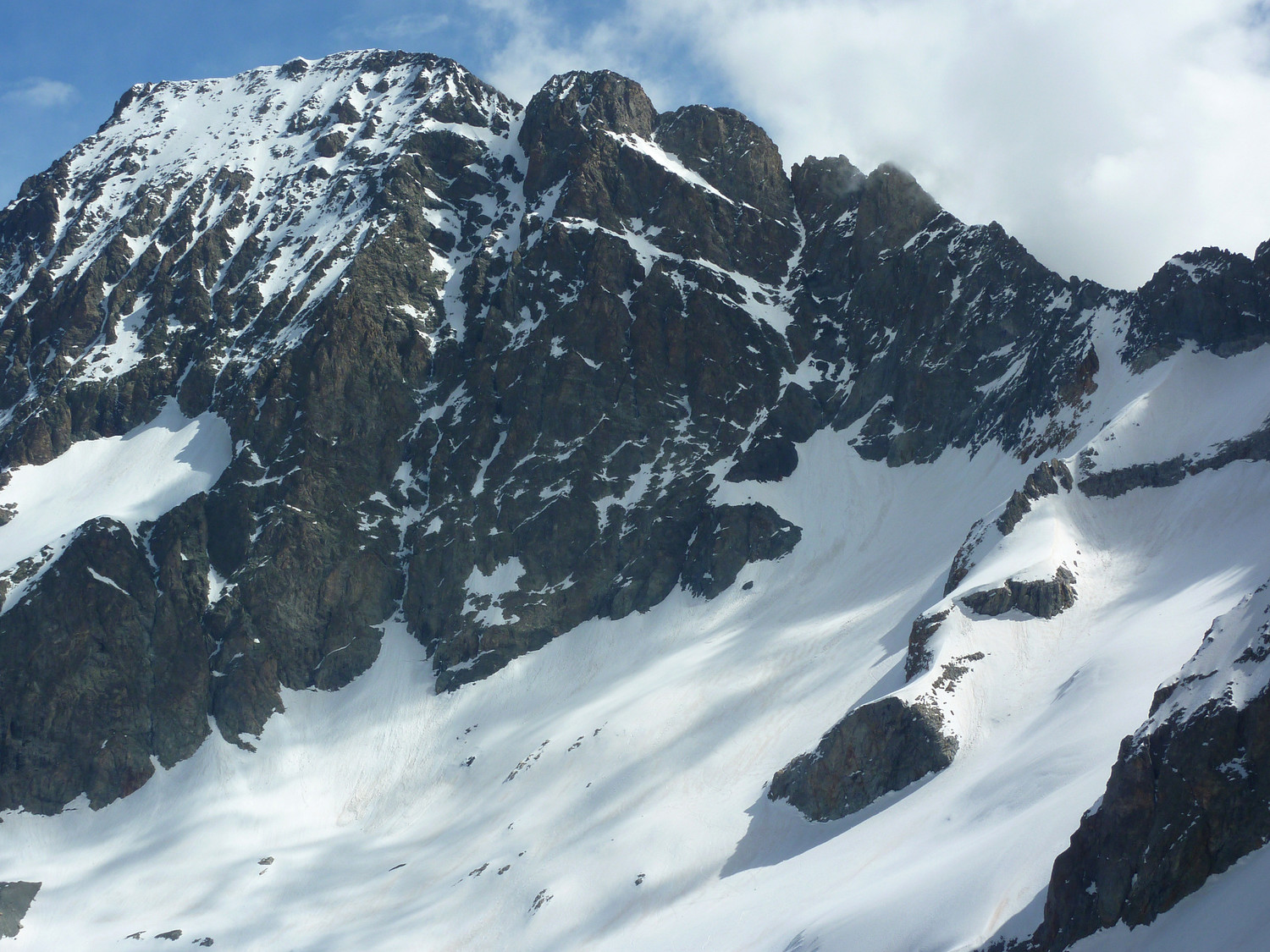 cime de Clot Châtel : Goulottes en face W