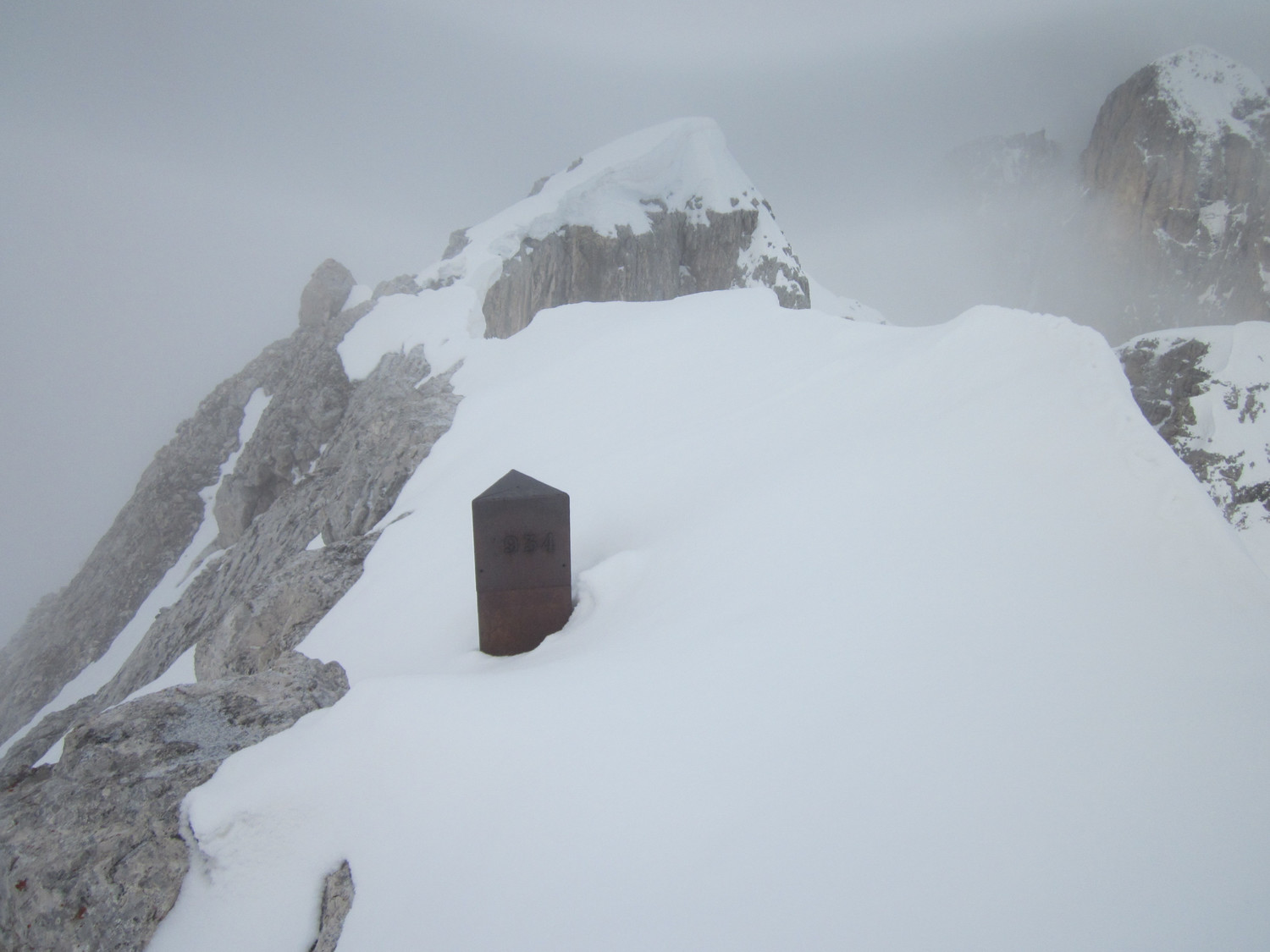 La Cima della Fradusta nella nebbia