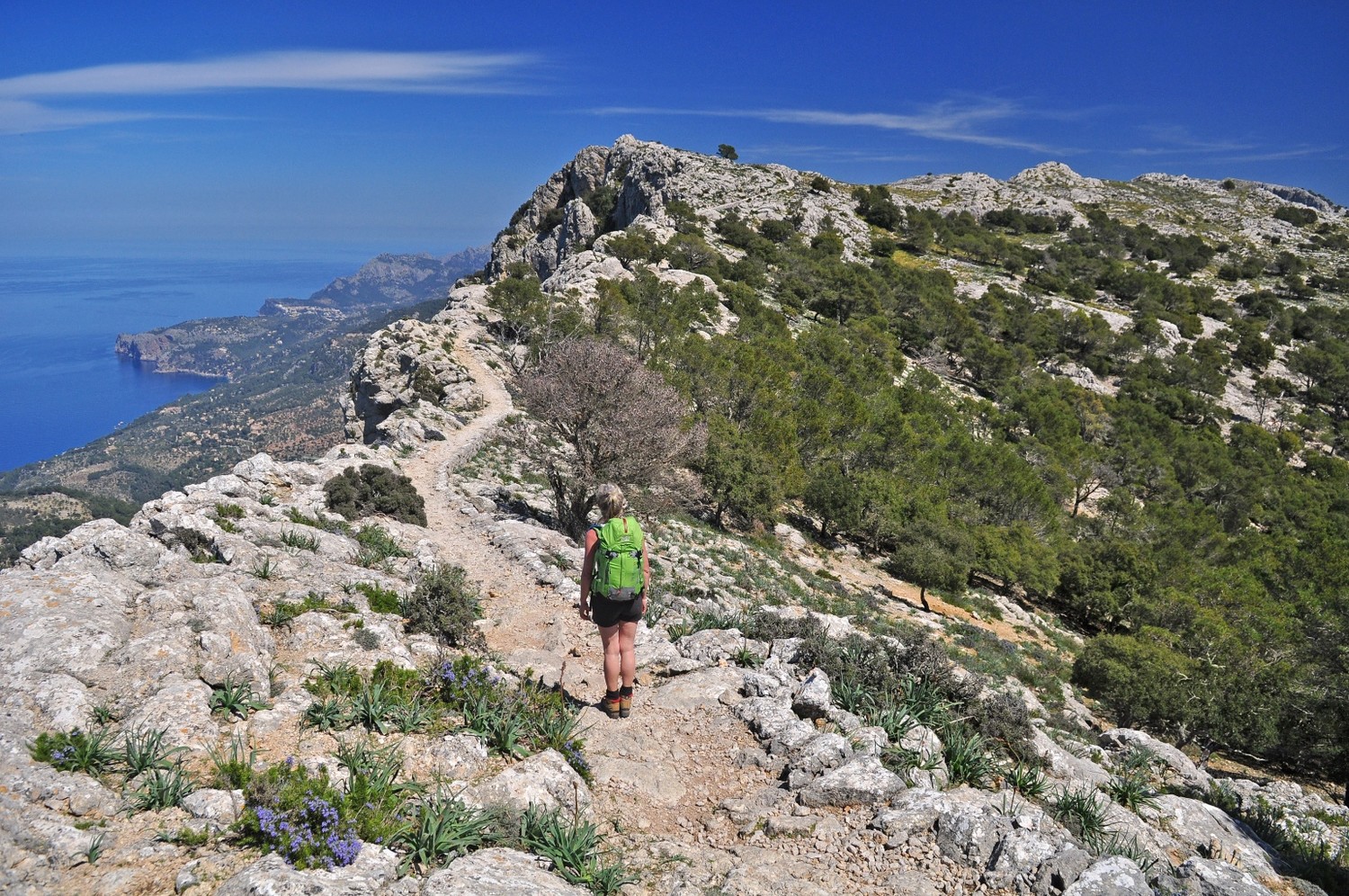 chemin faisant vers le puig caragoli