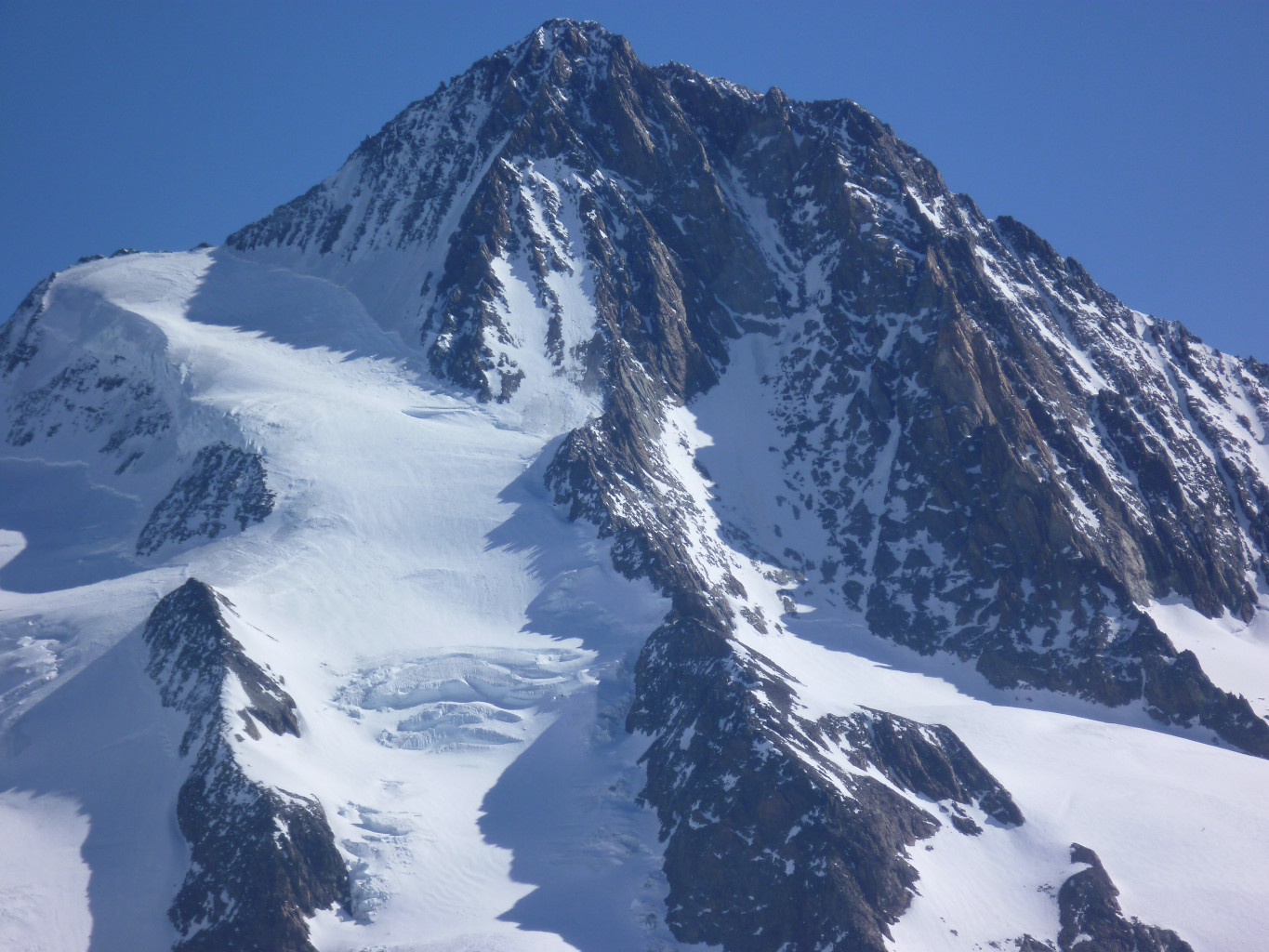 Finsteraarhorn (action du vent)