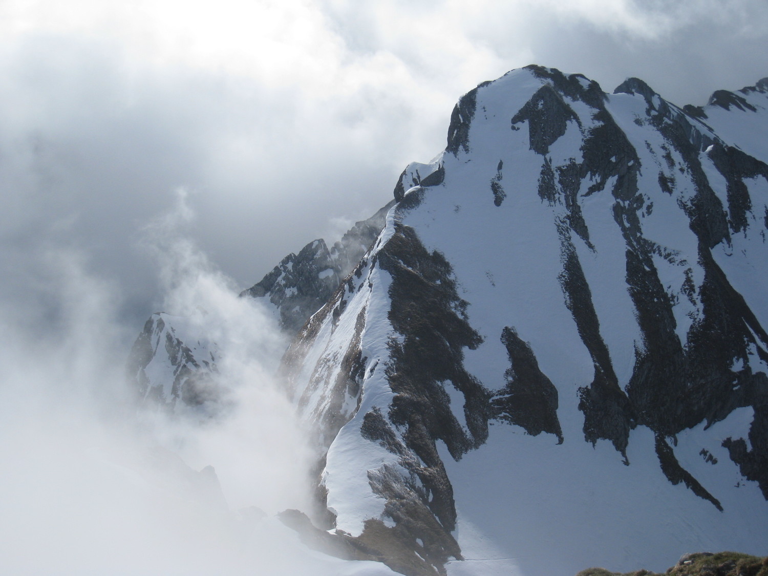 Merdassier -regard vers la Pointe 2356m