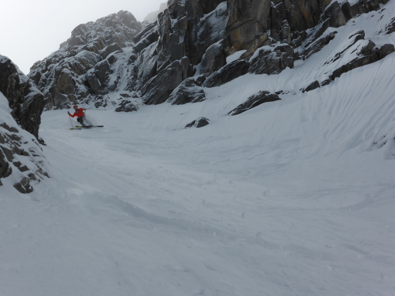 Haut du couloir: Alex quitte la zone "minée"