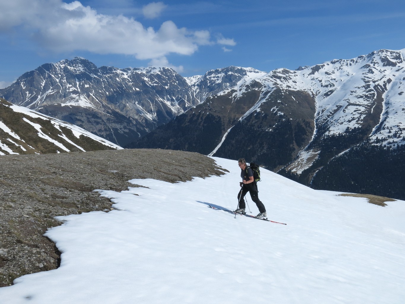 Le passage d'une très ancienne moraine