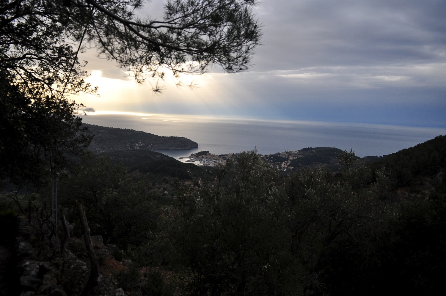 soleil irisé sur Soller Puerto