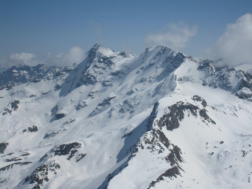 Arrivée au sommet de la Pointe des Mines, Grandes Rousses