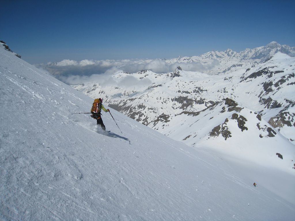 Descente en face N de la Pointe des Mines