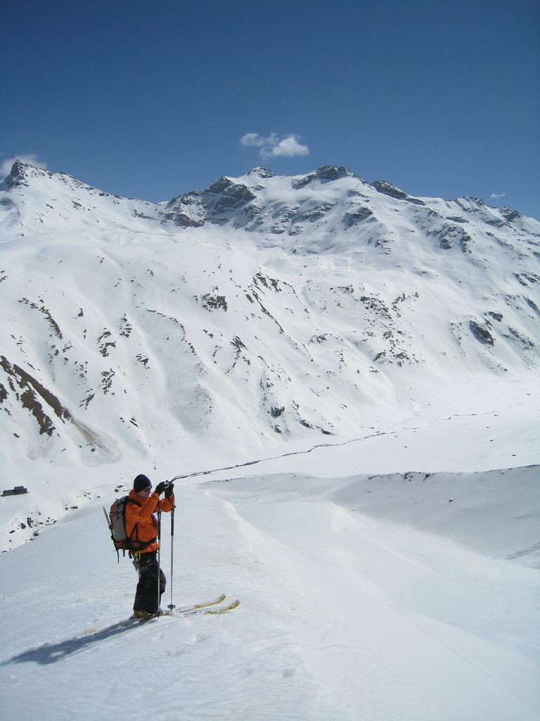 Descente vers le refuge Bezzi, Grande Traversière