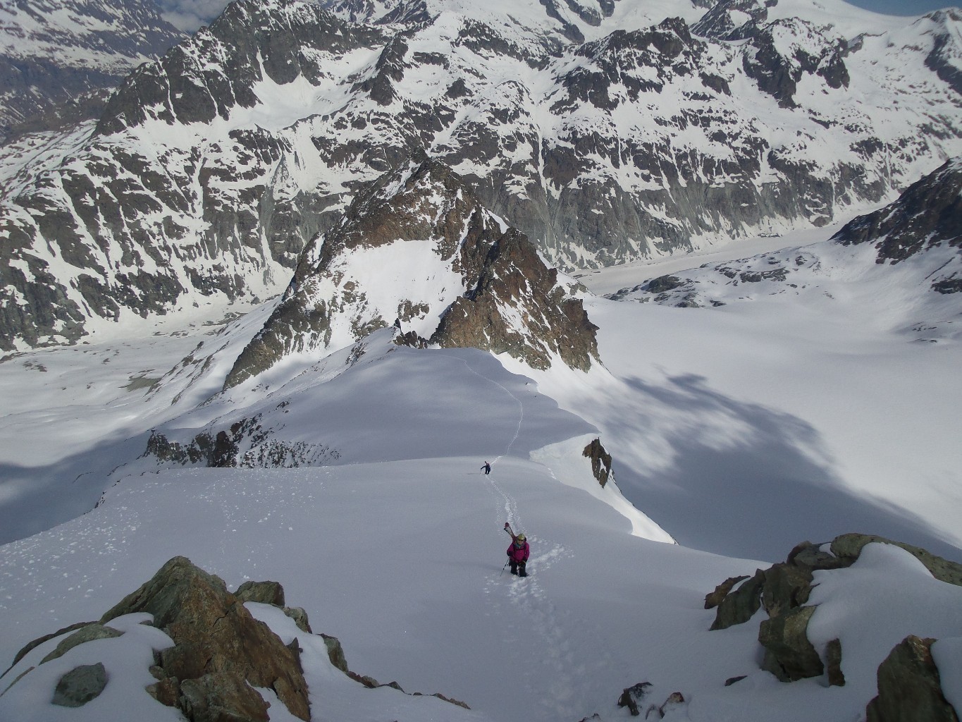 On arrive en haut de la belle arête NNW