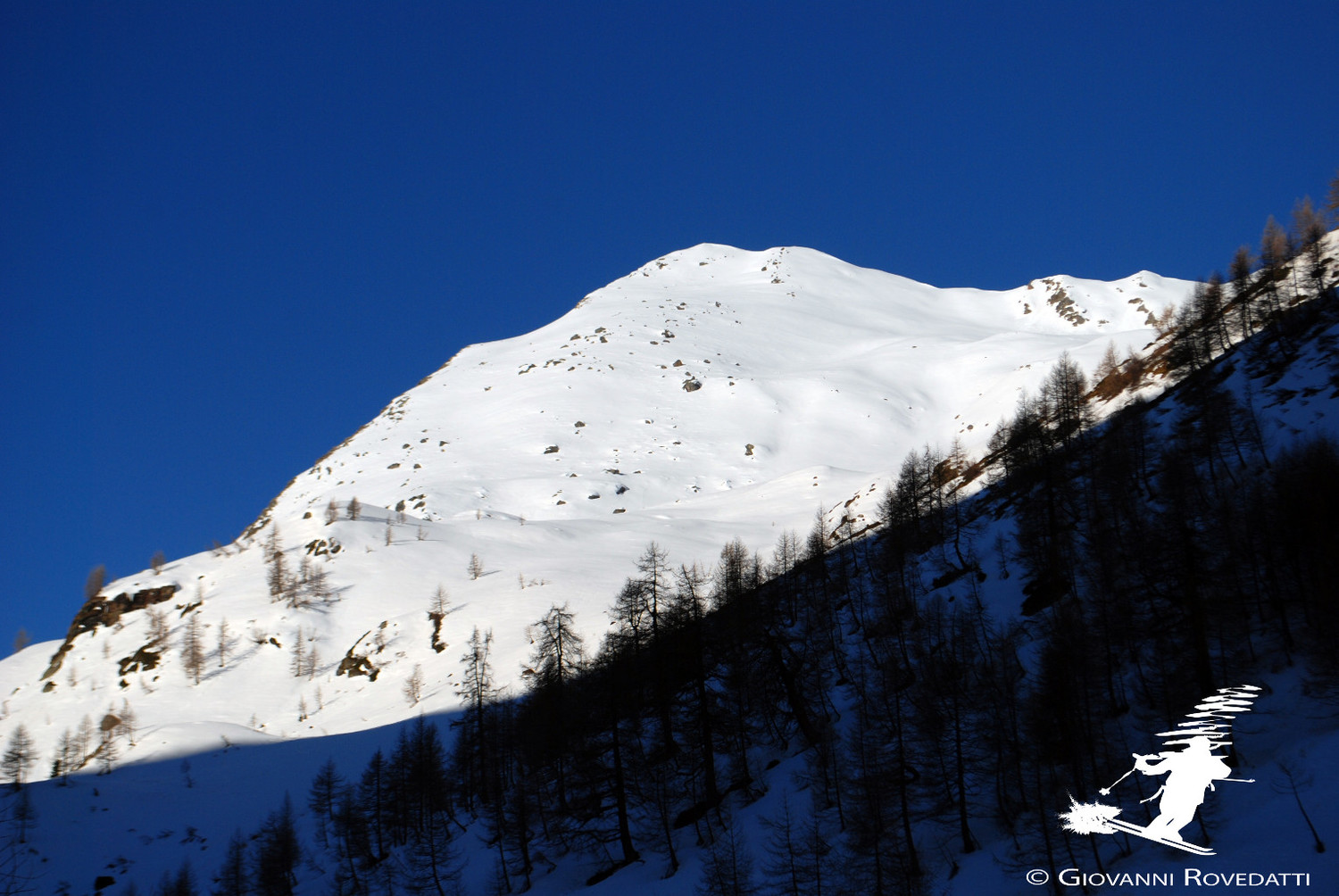 Il Sasso 2818m versante NE dalla strada per Malghera