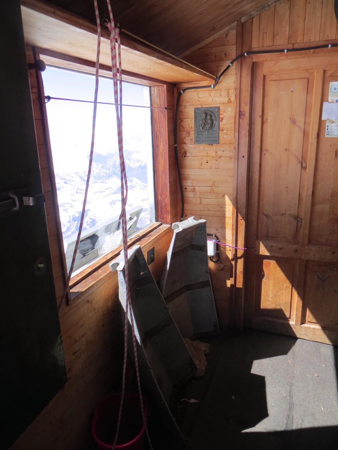 Entrée du bivouac Giordano