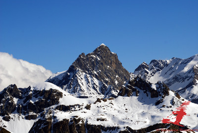 L'imponente Cima Viola versante SE dal Il Sasso 2818m L'imponente Cima Viola versante SE dal Il Sasso 2818m