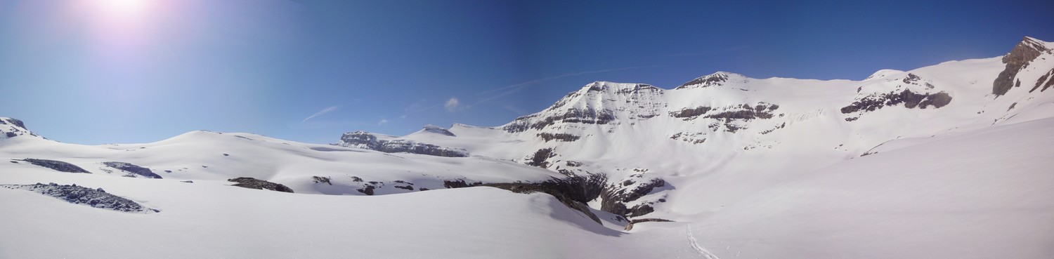 Montée au Steghorn : Schneehorn et Wildstrubel