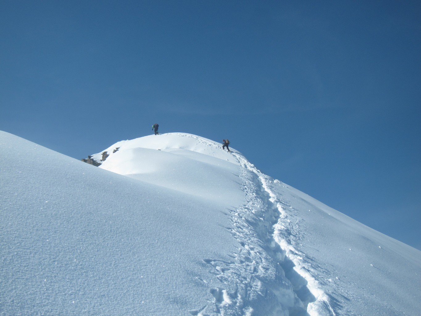 Franco e Astrid verso la cima