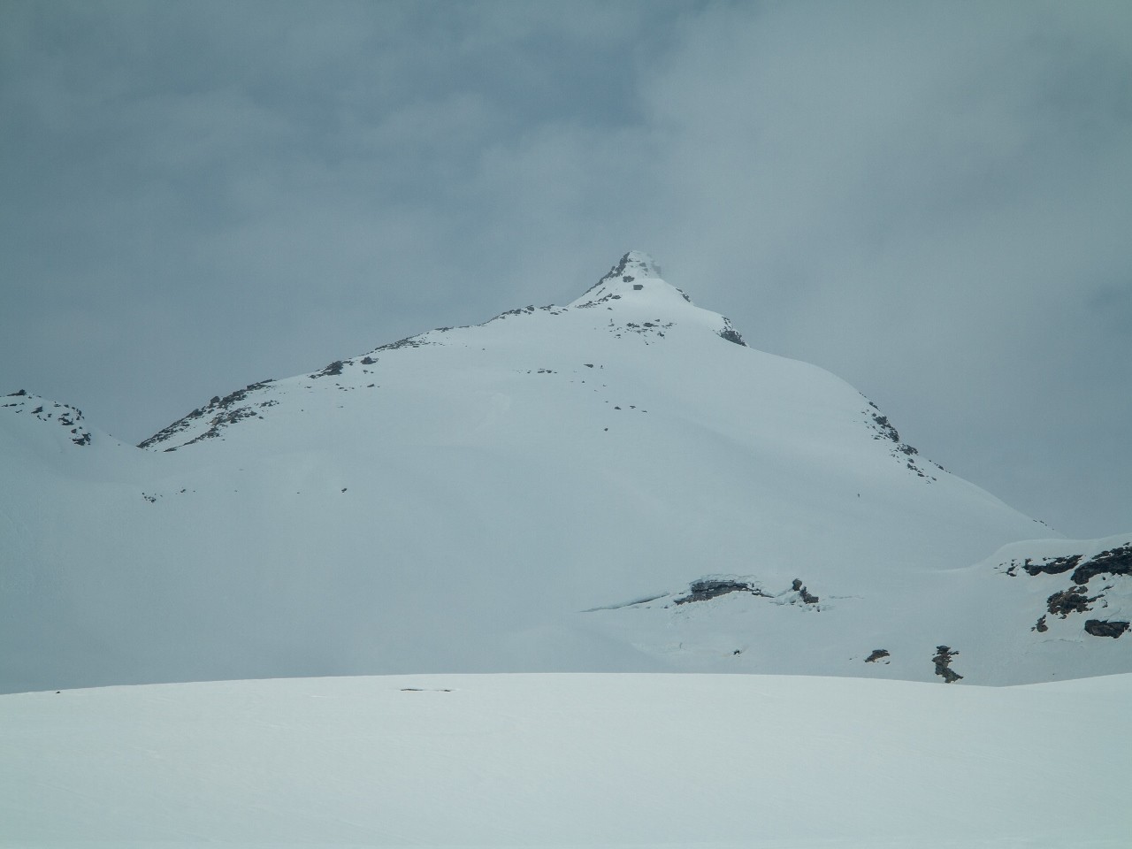 Via di salita da sopra l'alpeggio