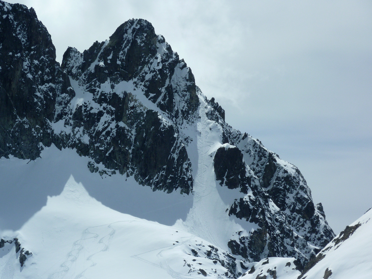 Aiguille de Marcieu : Face N et Couloir N de l'épaule W