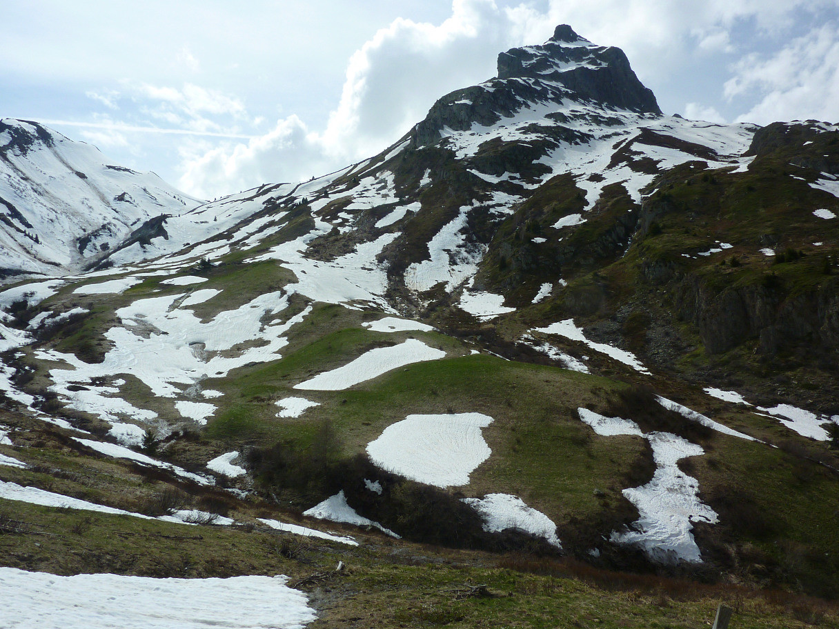 Accès à la Combe de la Croix