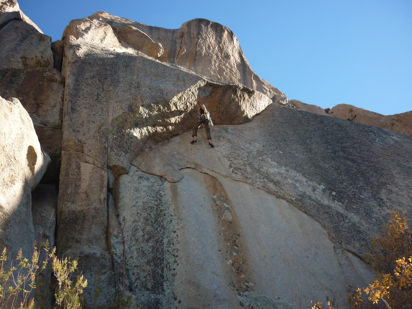 Dans "4 those about 2 rock" 5.10d
