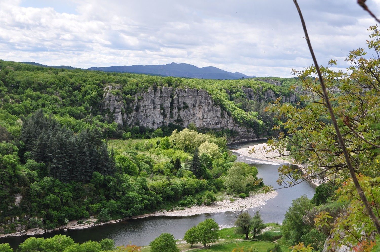 Vue sur les gorges