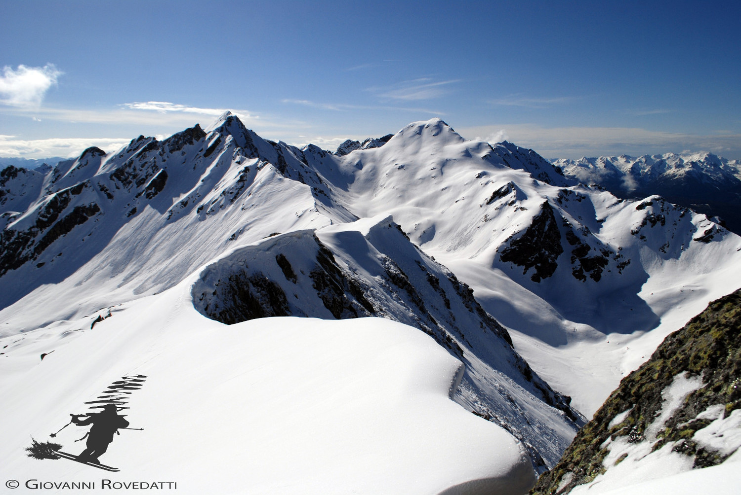 Salendo al Piz Trevisina vista sul Pizzo del Termine e sulla Cima delle Gande Rosse 2831m
