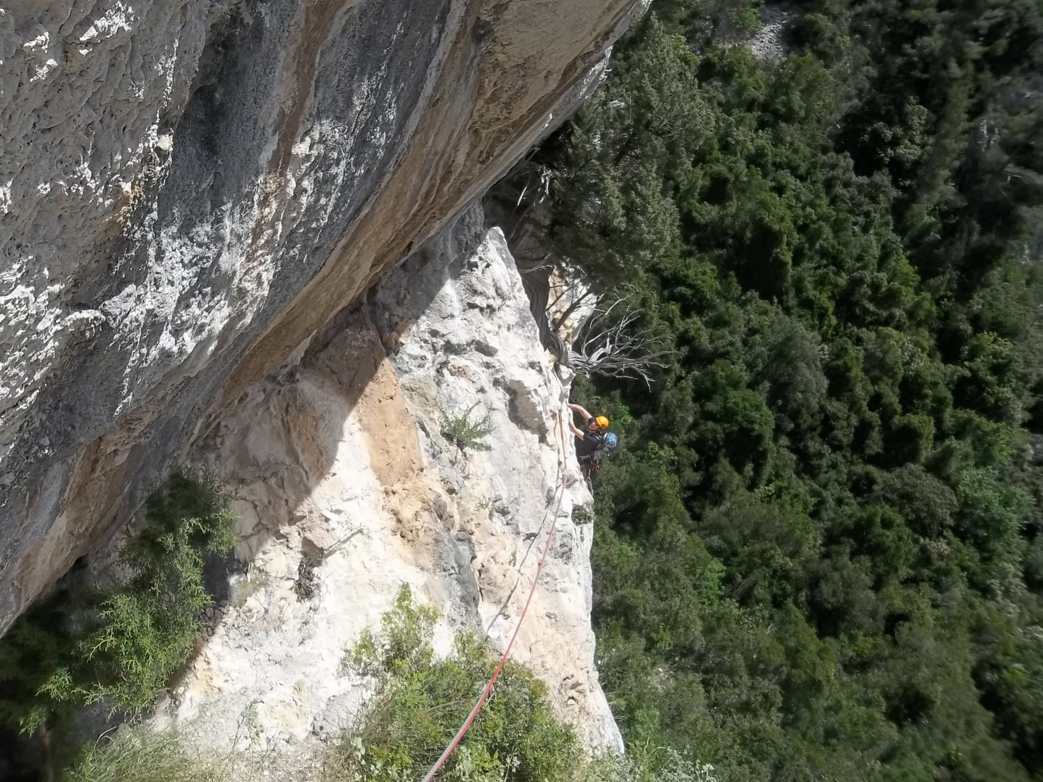 à R2 du pilier de la serenite