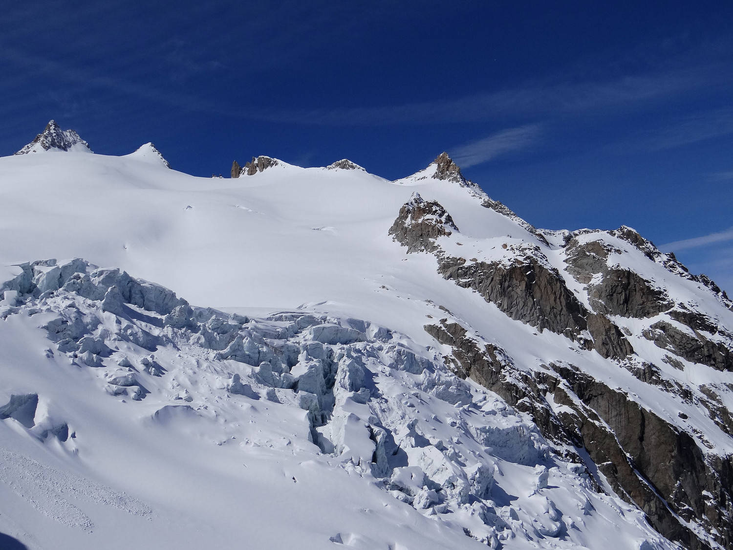 Vue du col des Ecandies versant glacier du Trient