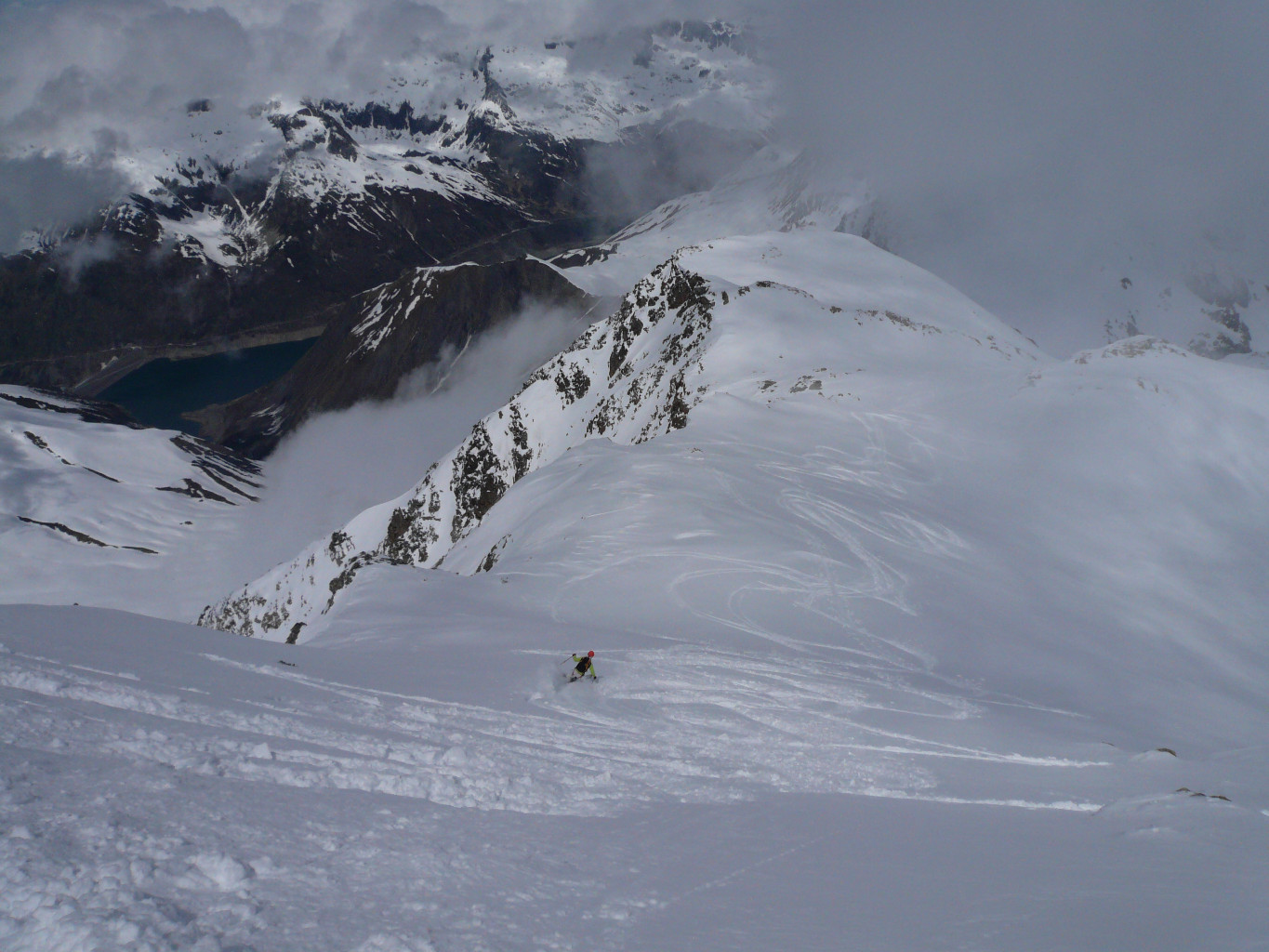 Et c'est parti pour une superbe descente au dessus du fjord de Grand Maison