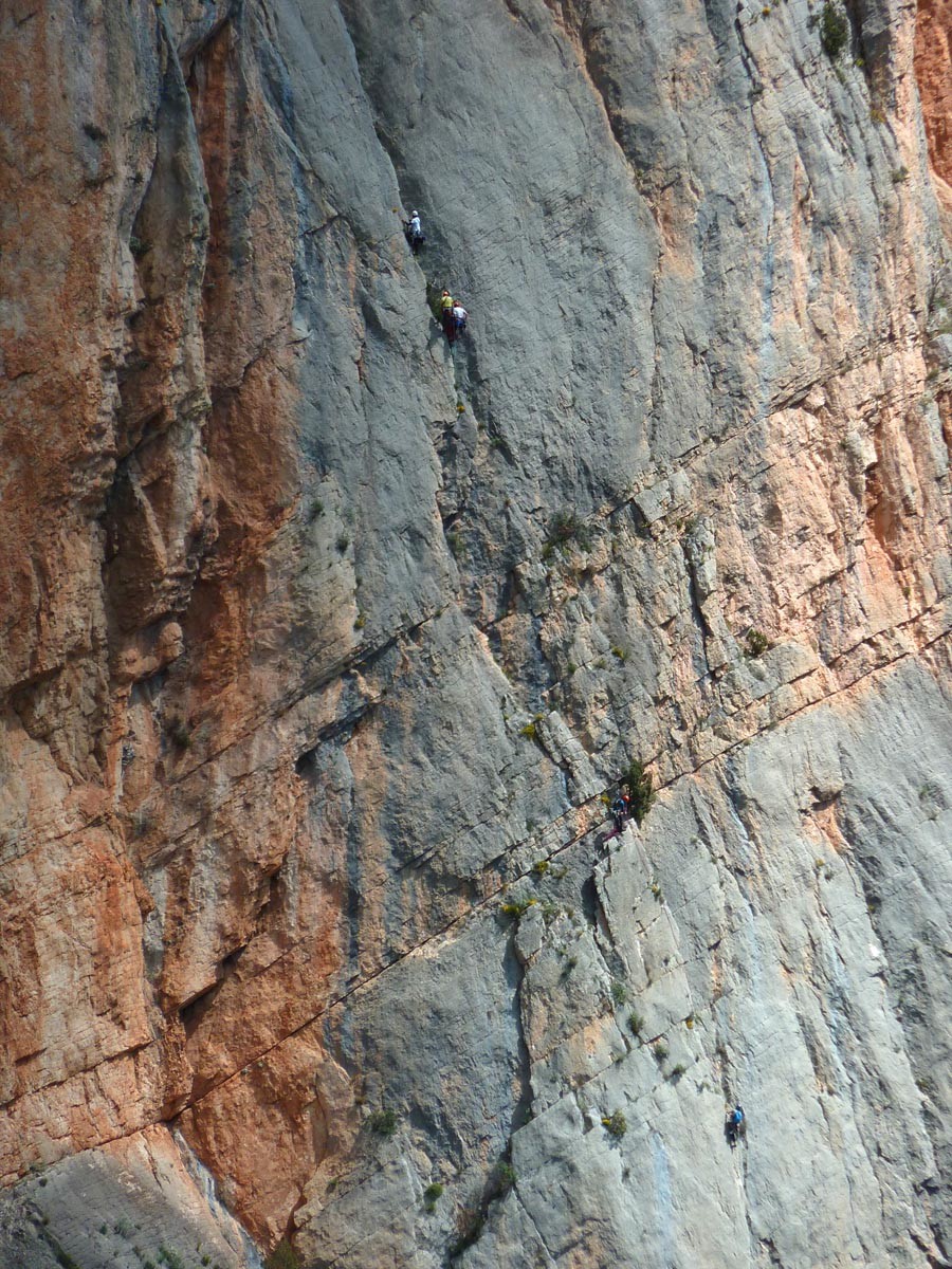 Grappe de grimpeurs dans Tempesta