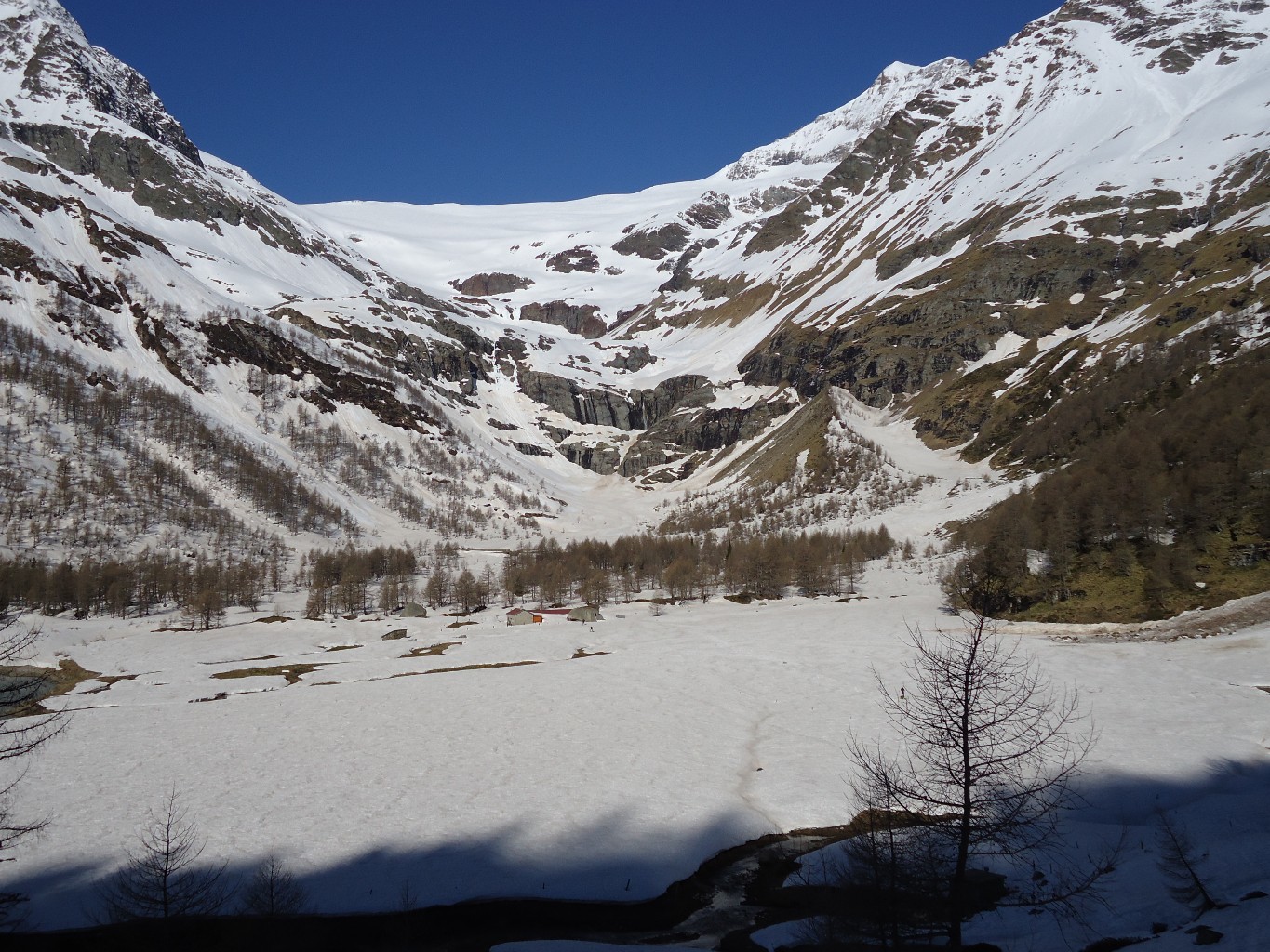 Piz Varuna: La discesa dall'Alp Grum verso il lago Palù