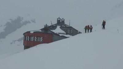 Cabane Coaz en vue