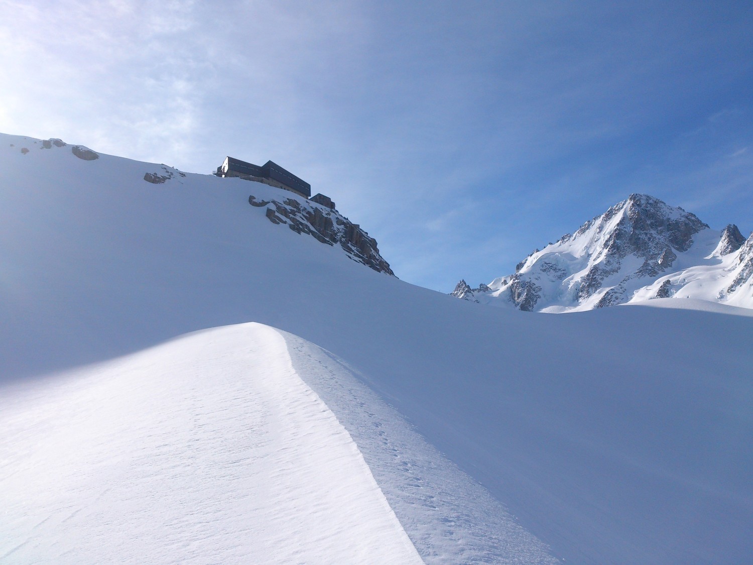 Refuge avec un nouvel étage