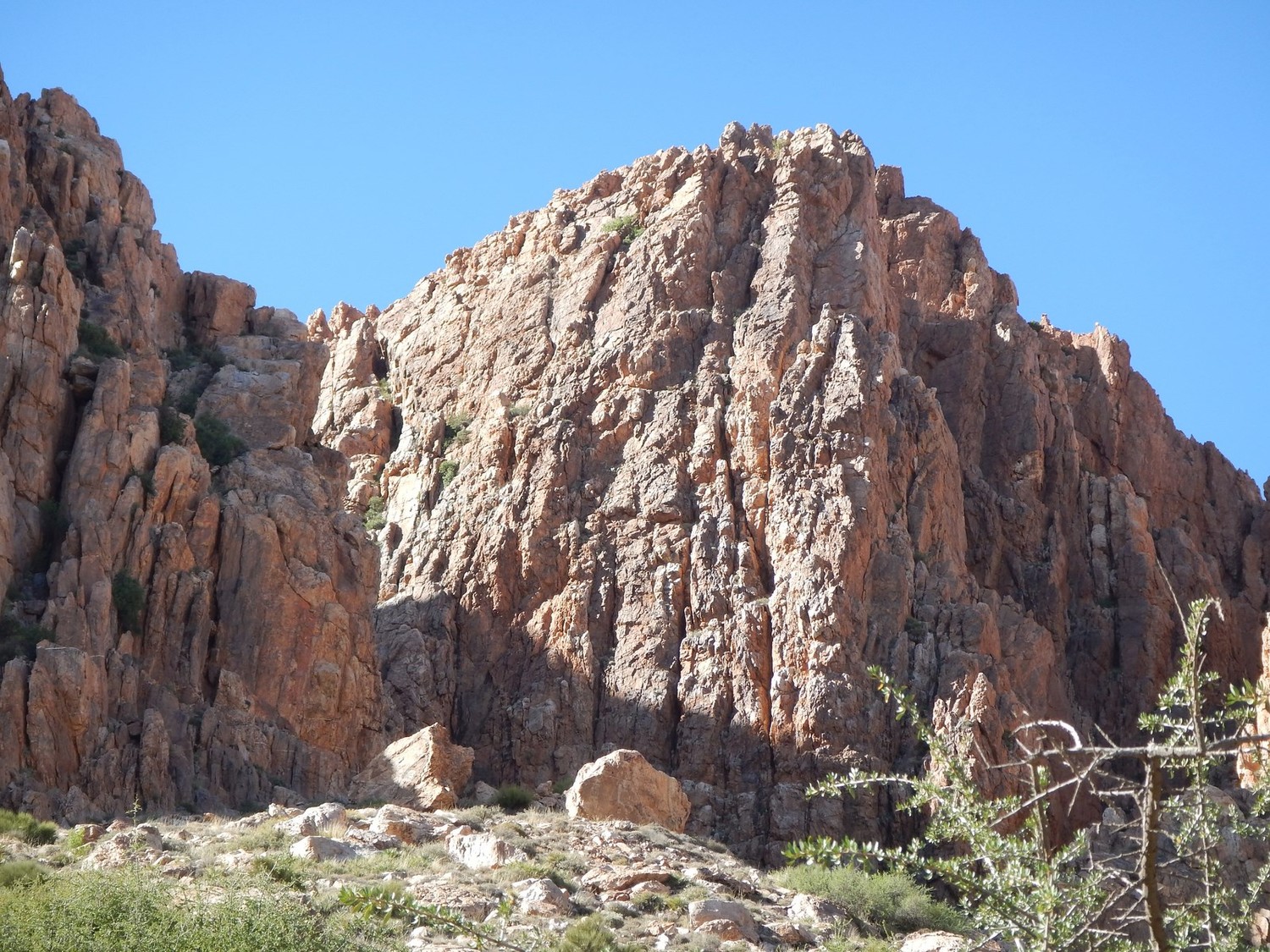 tifghalt upper