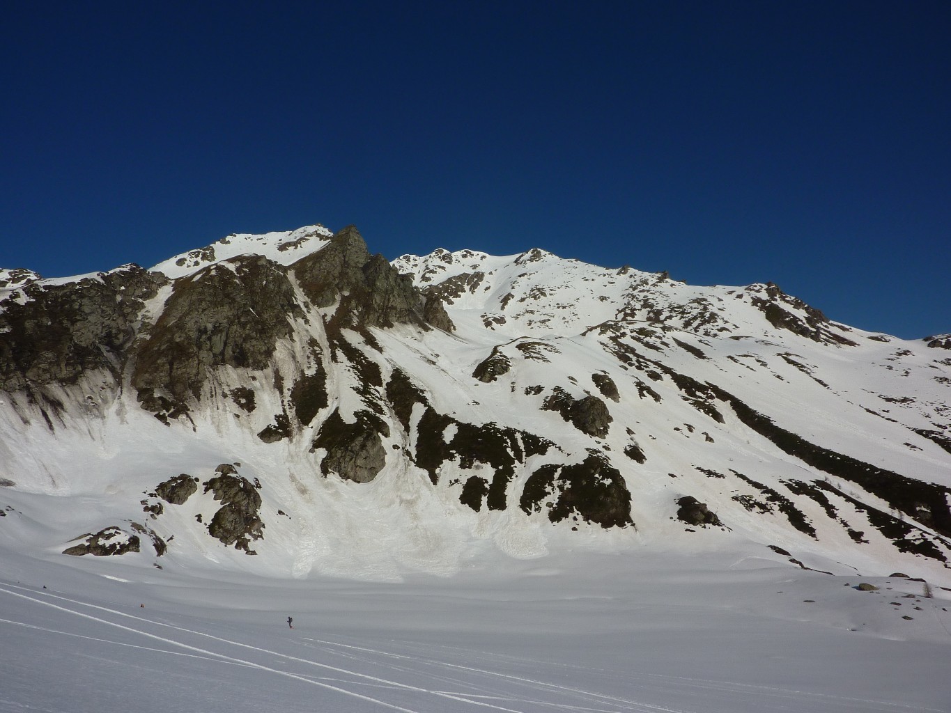 Guardando verso la cima