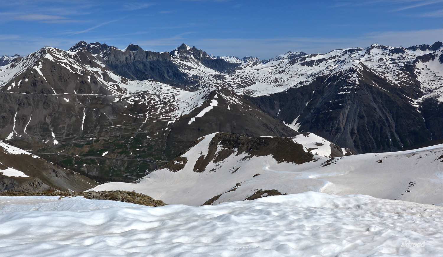 Vue sur le Camp des Fourches et Salso Moreno.