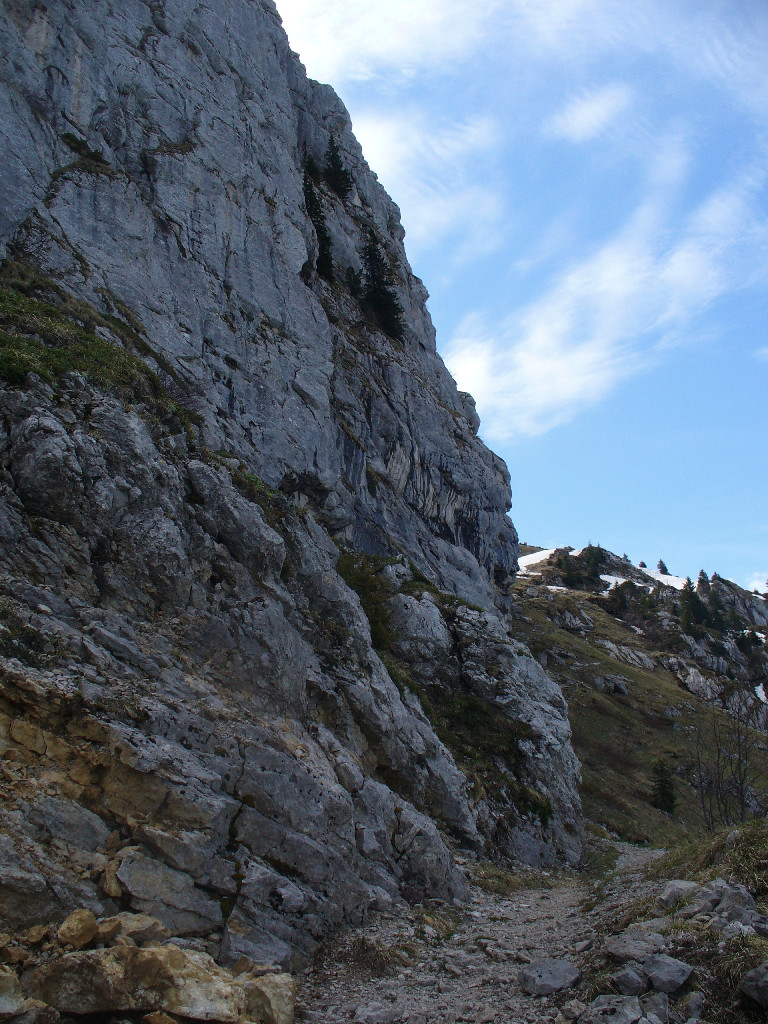 Sous la Dent des Portes