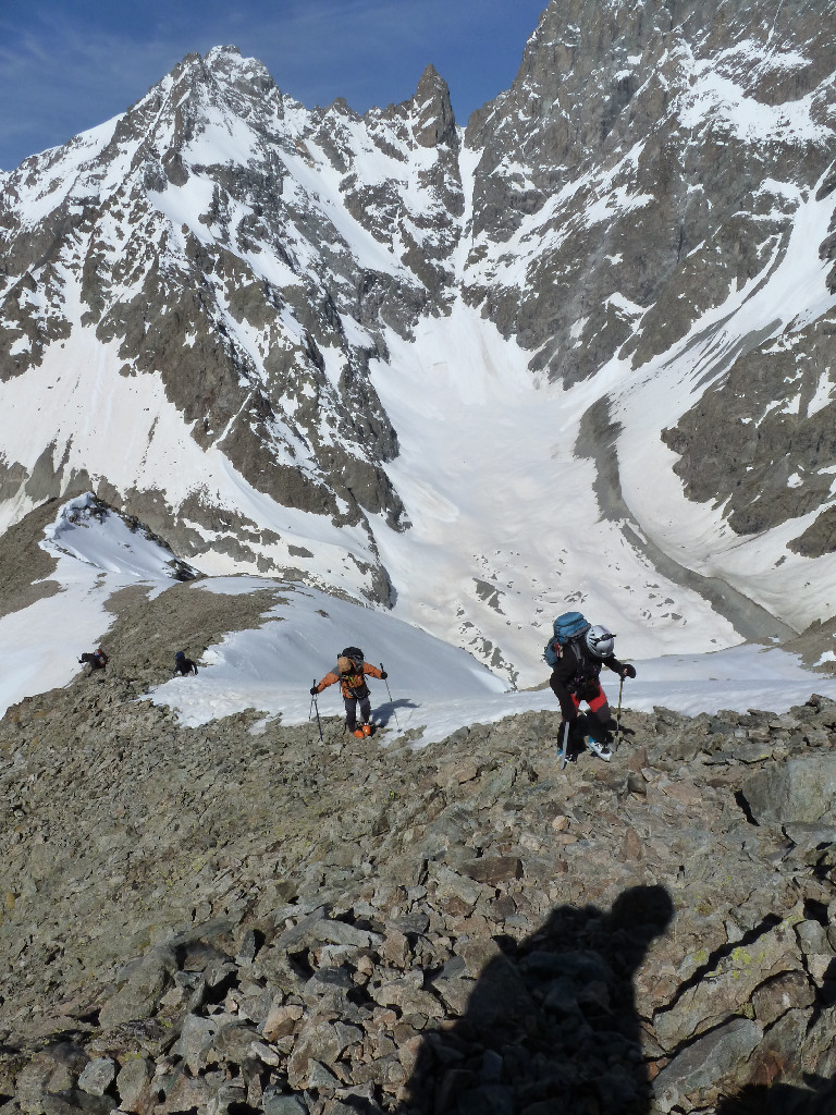sur l'arête finale
