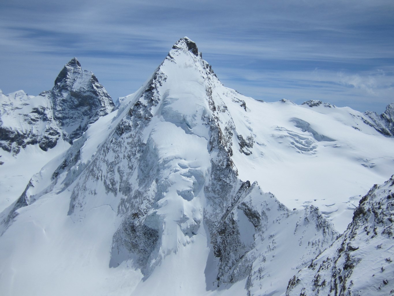Dent d'Hérens et Cervin
