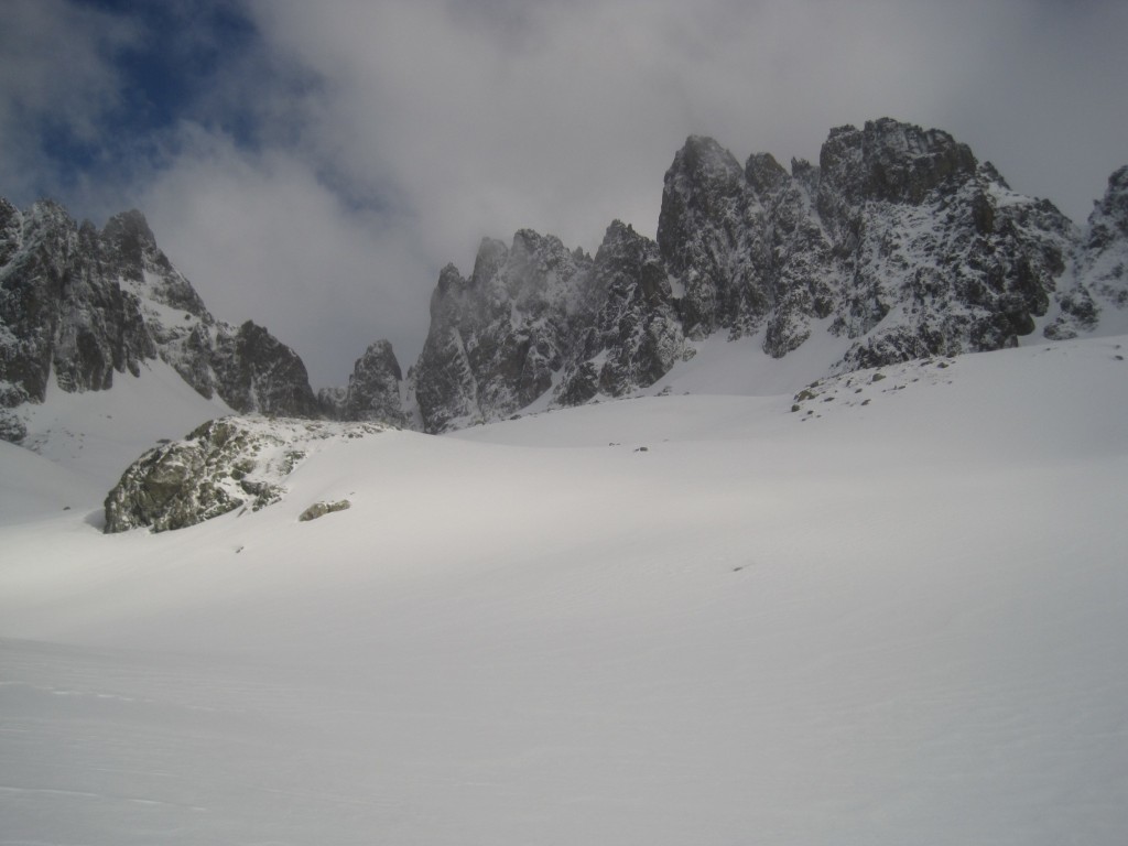 Les aiguilles replatrées