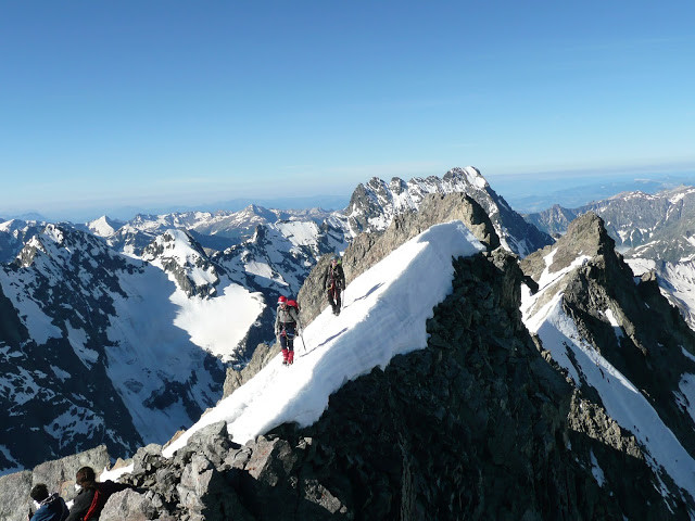 Pic Jocelme: arrivée au sommet