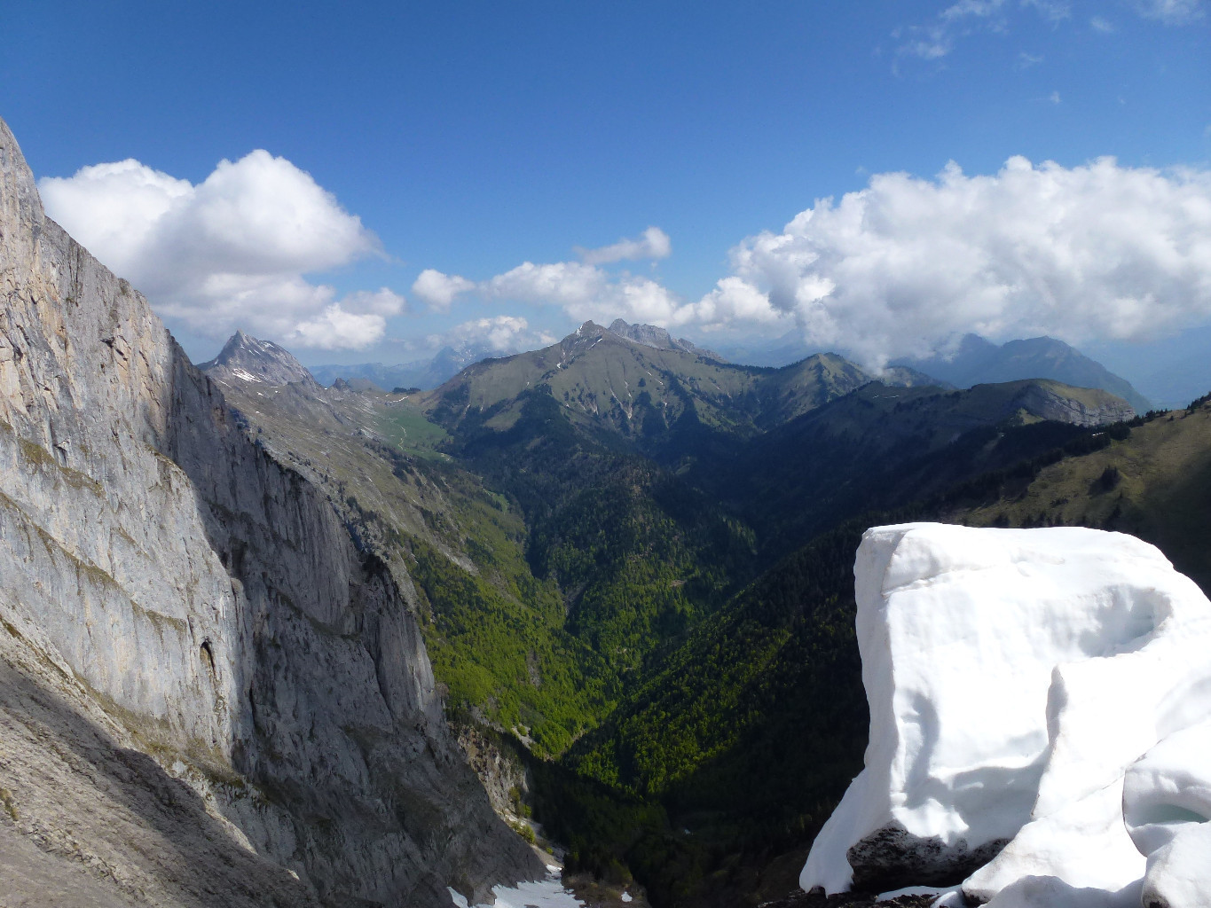 Vue sur Chaurionde-Sambuy et Arcalod