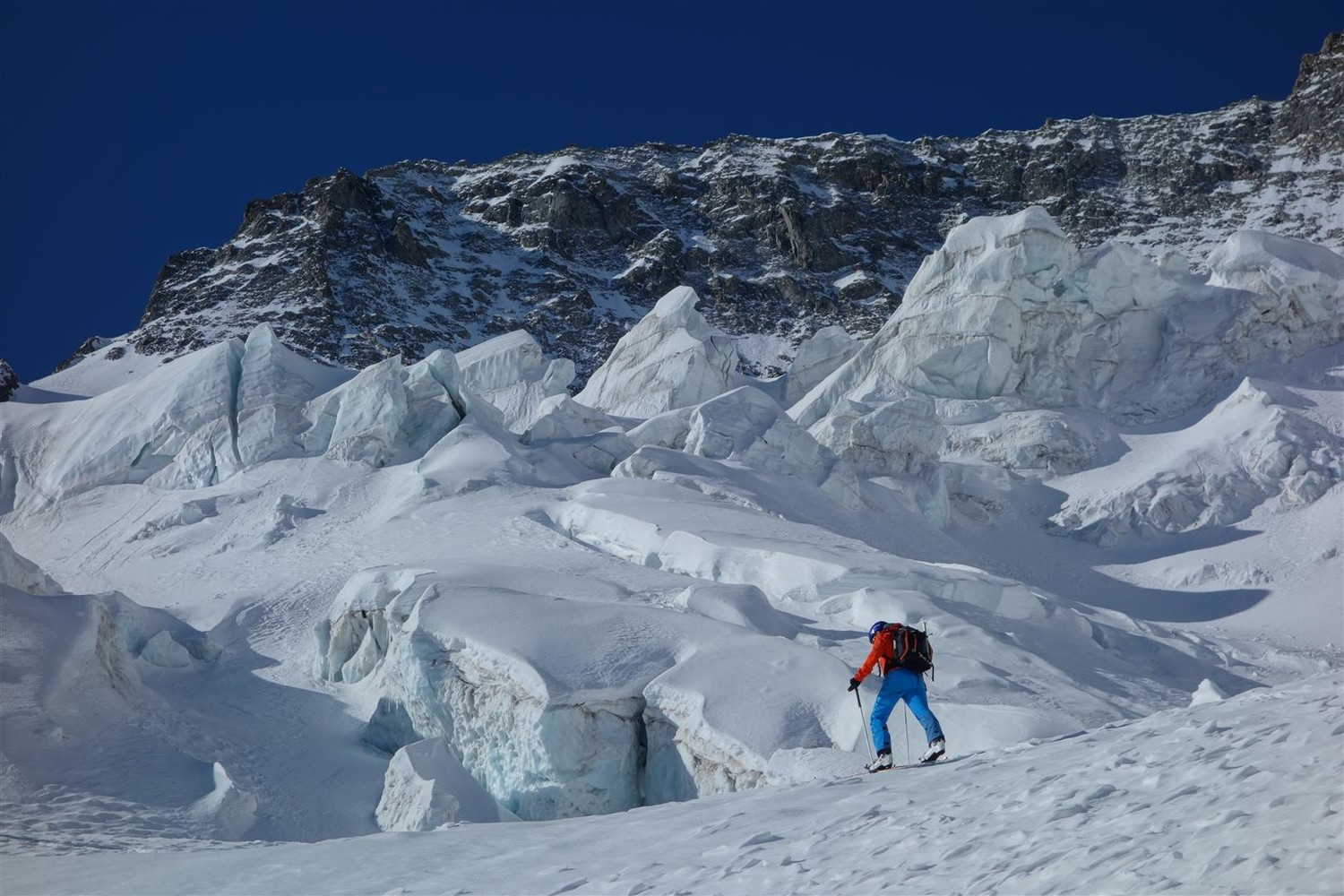 dans le bas du glacier du Lautaret
