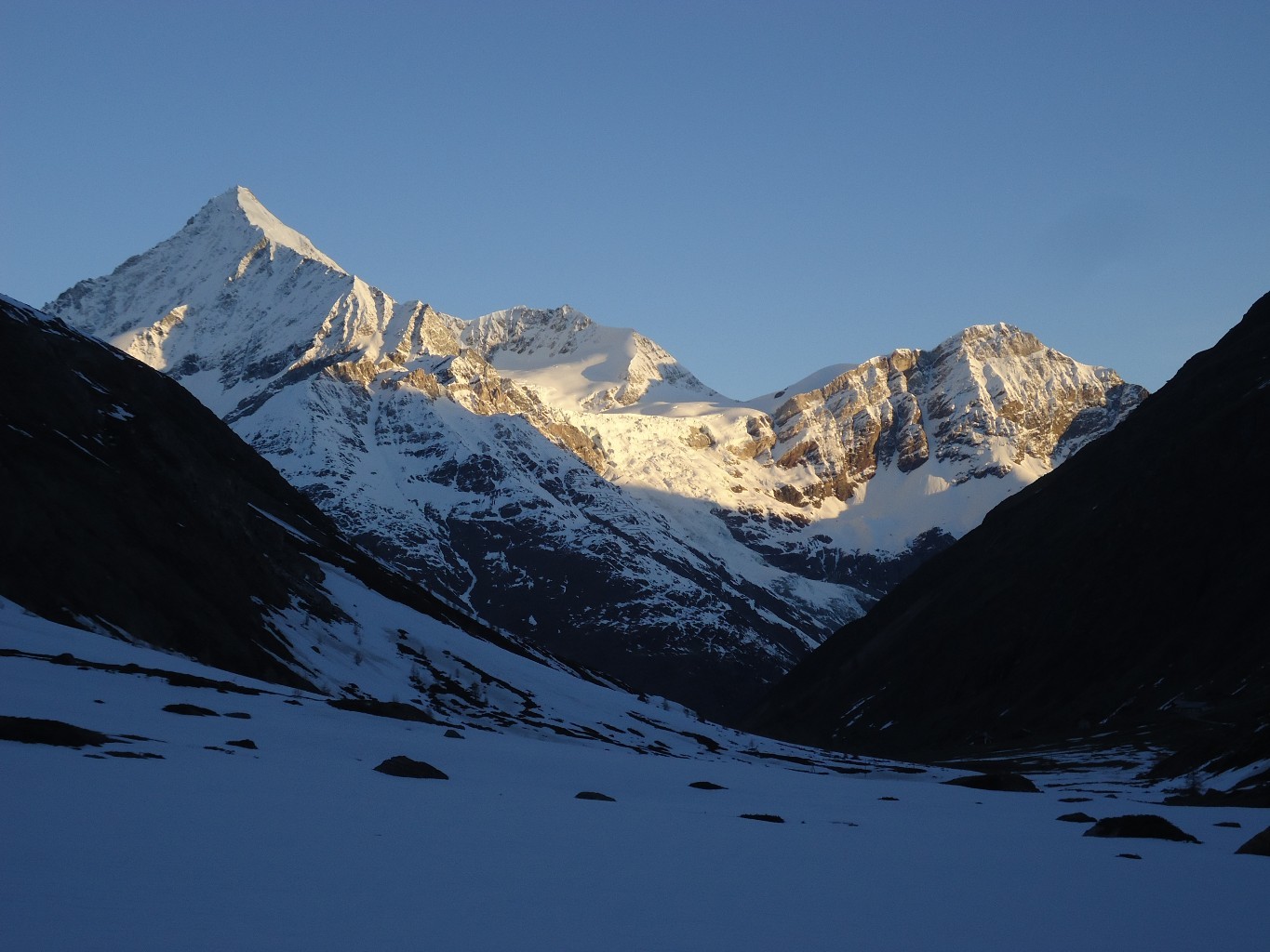 Rimpfischhorn: lo splendido panorama sul Weisshorn