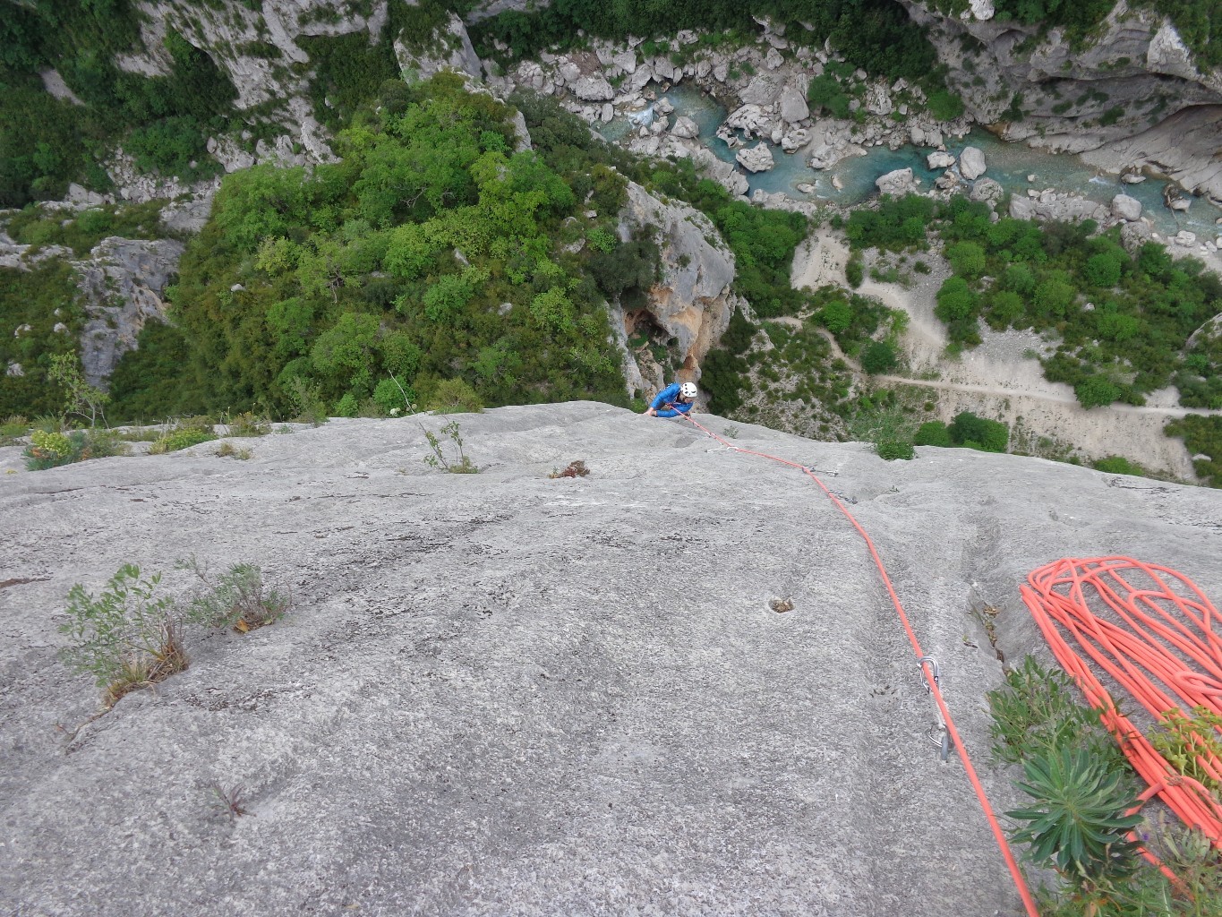 Apres le passage du toit de L10, une dalle des plus teigneuse