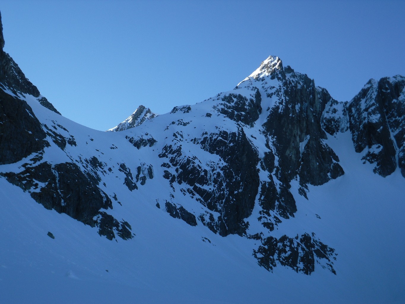 raidillon pour accéder au lac du Creux Noir