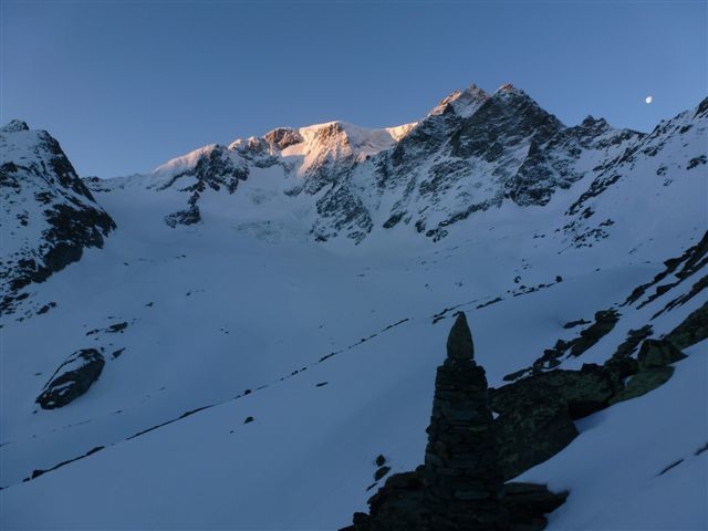 Ghiacciaio Tseudet visto dal rifugio