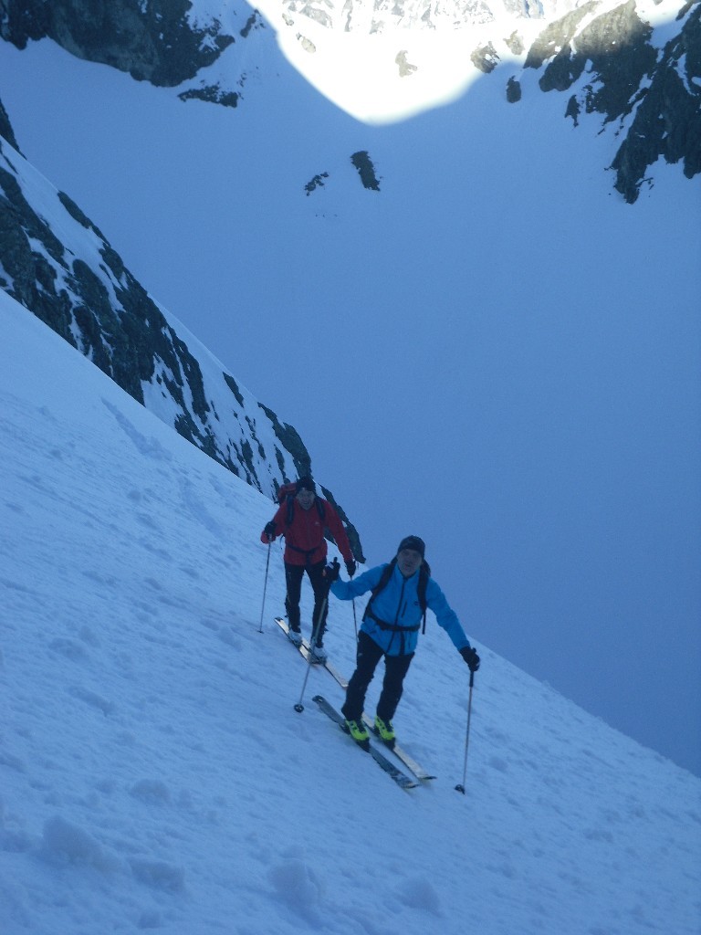 rechausse au dessus du raidillon (au fond le col de Leschaux)