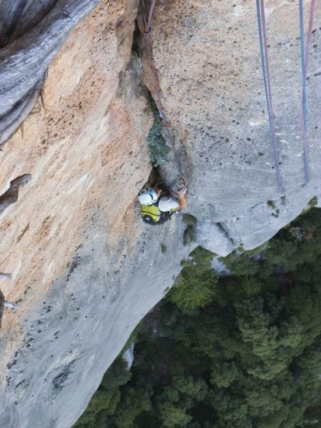 Encore en fissure